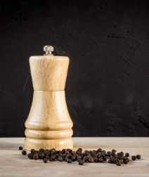 Salt- och pepparkvarn för bordet